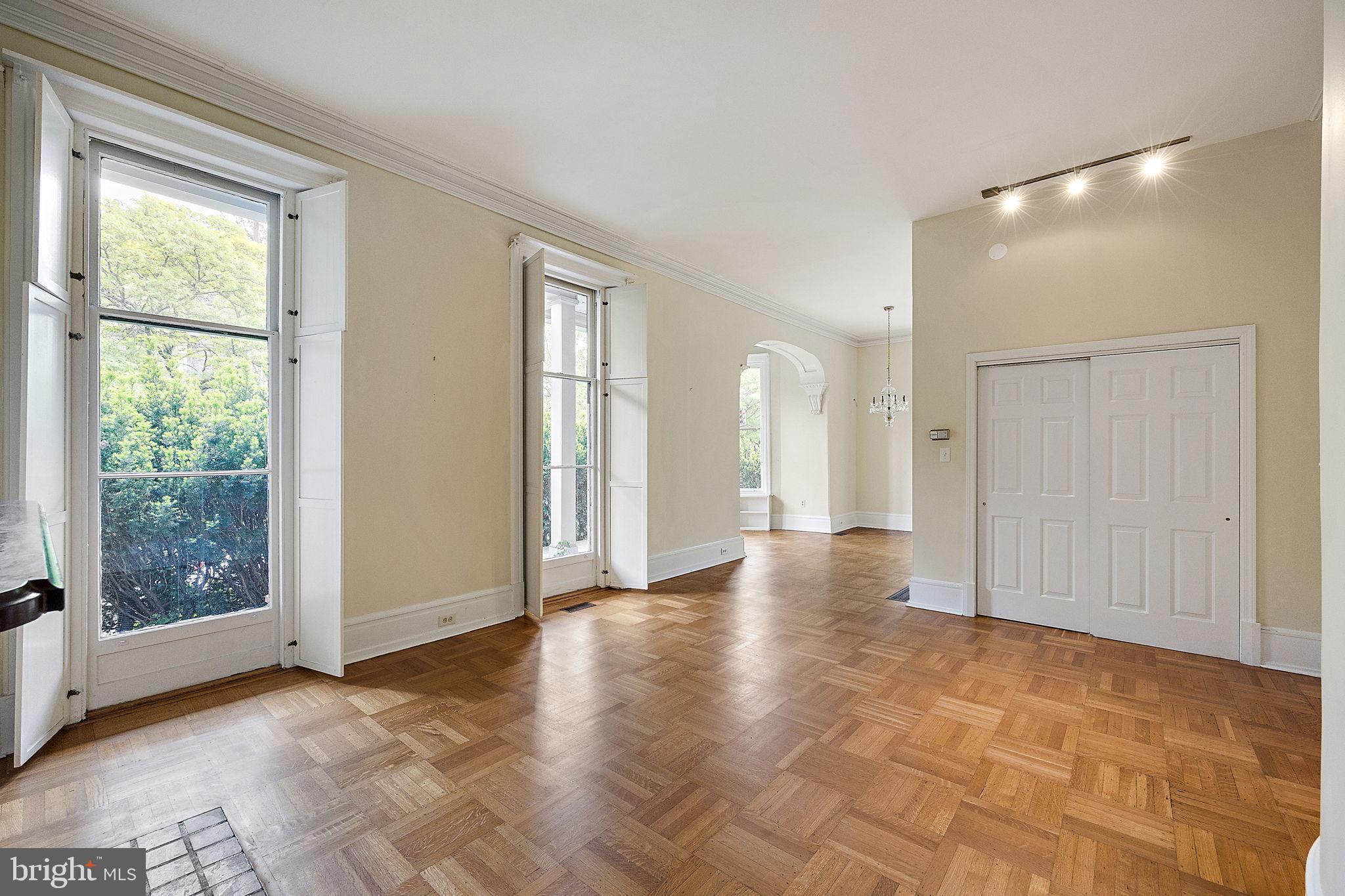 1401 DELAWARE AVENUE 1F