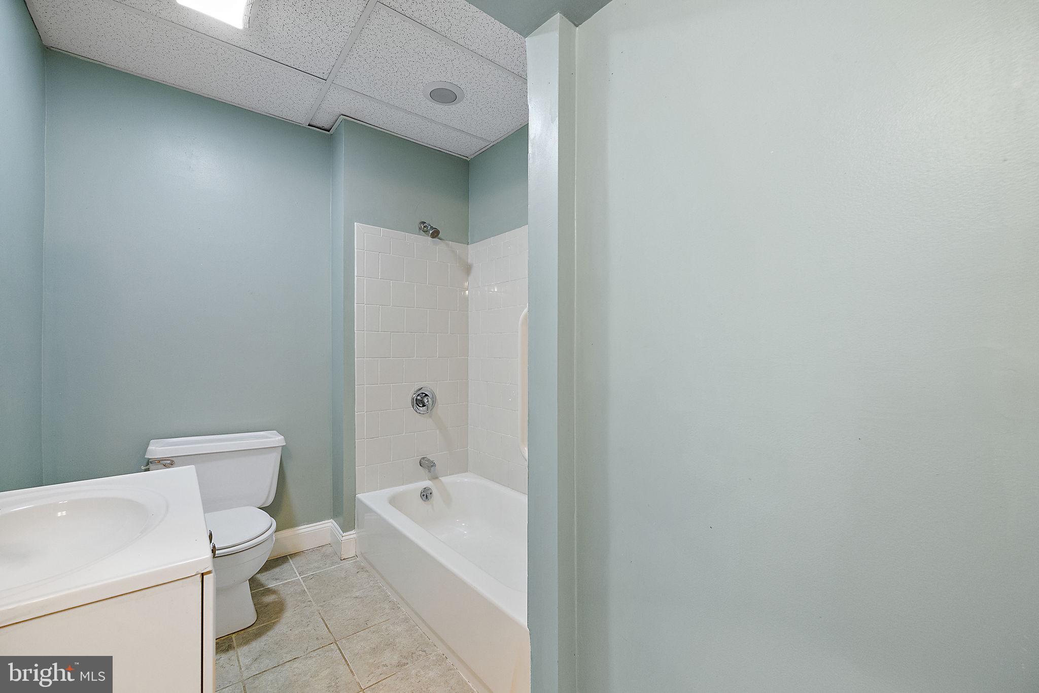 1401 DELAWARE AVENUE 1F