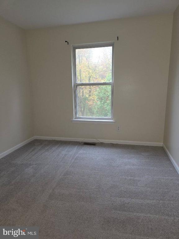 24 WOODCREST COURT