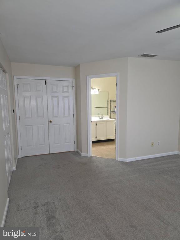 24 WOODCREST COURT