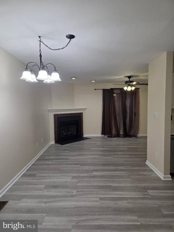 24 WOODCREST COURT