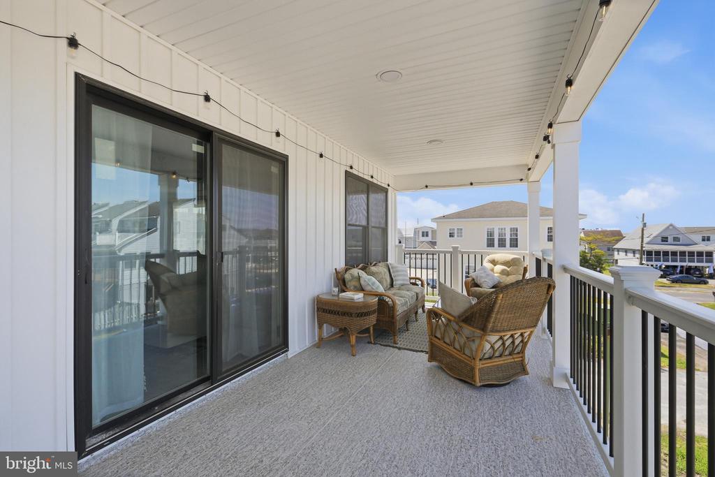 104 BUENA ROAD