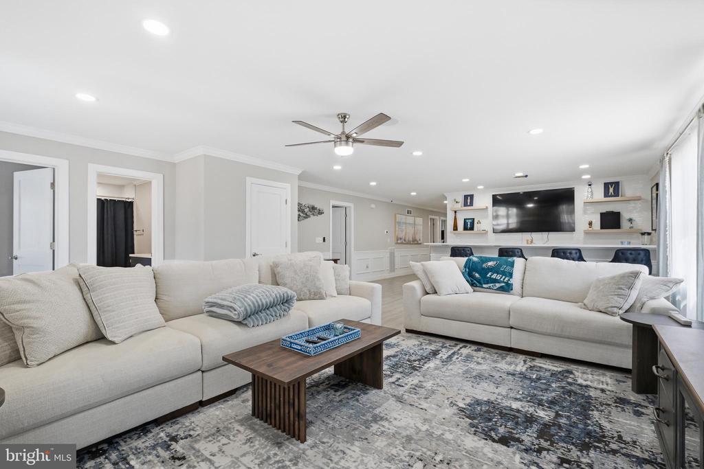 104 BUENA ROAD