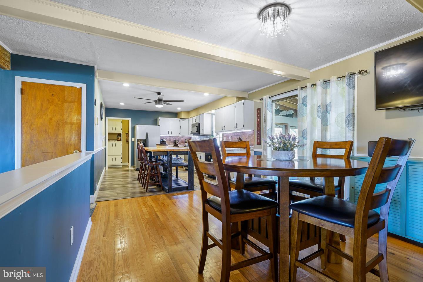 212 Gilpin Ave
