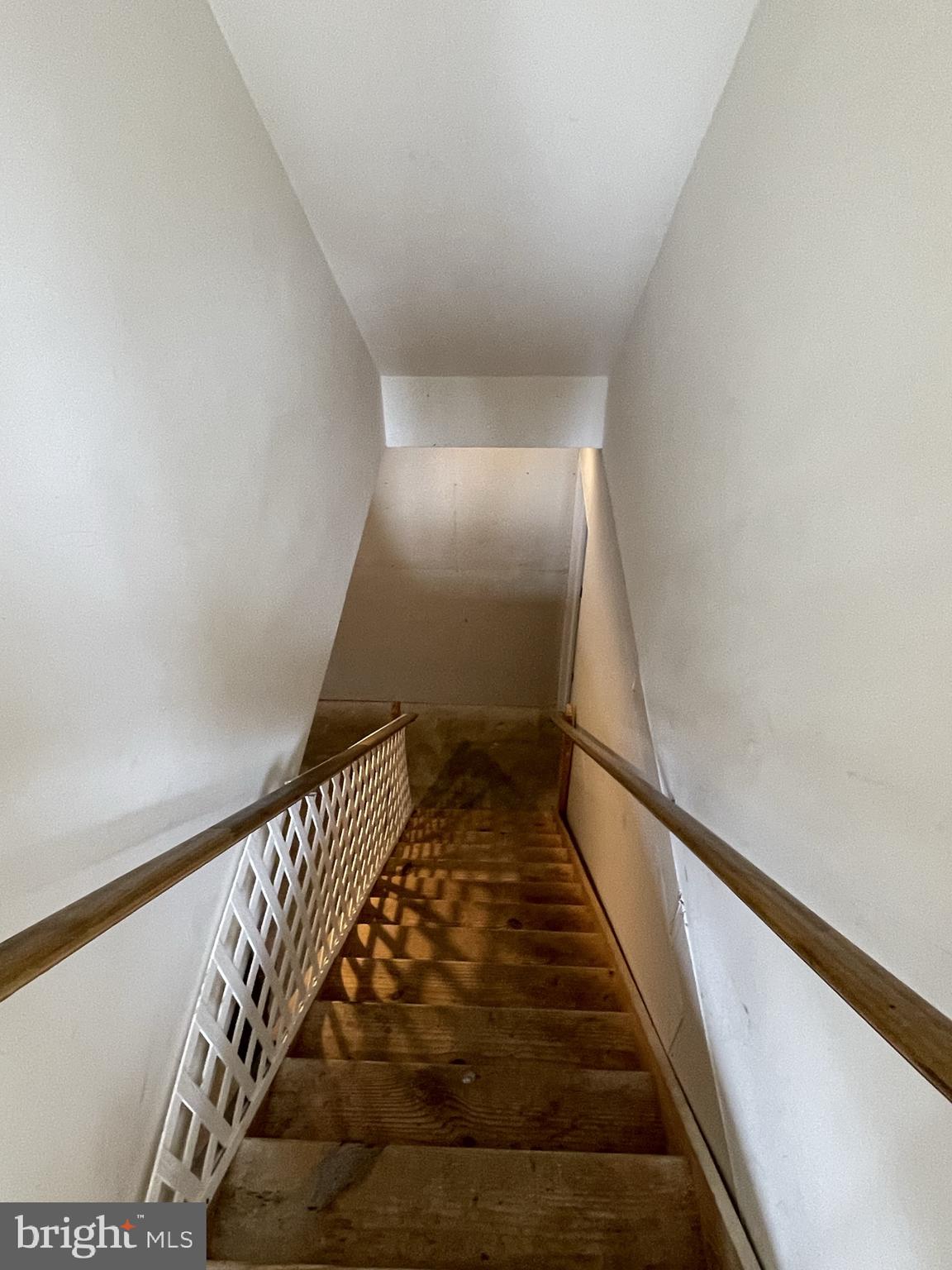 28 Hunt Valley Ct