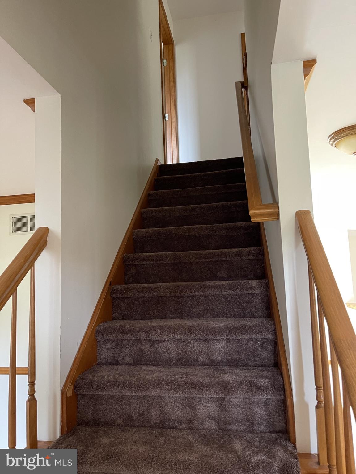 28 Hunt Valley Ct