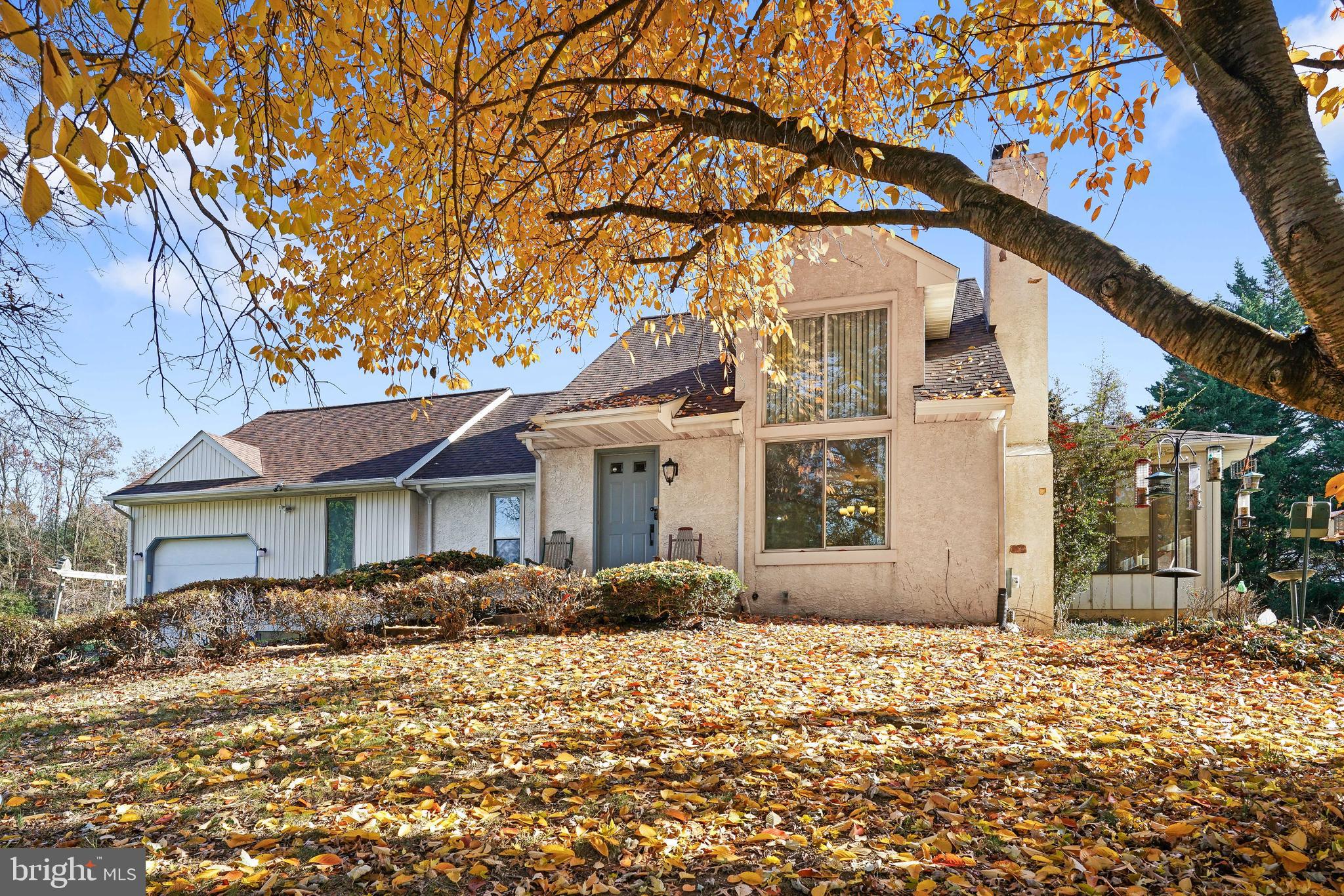 8 N Shah Dr
