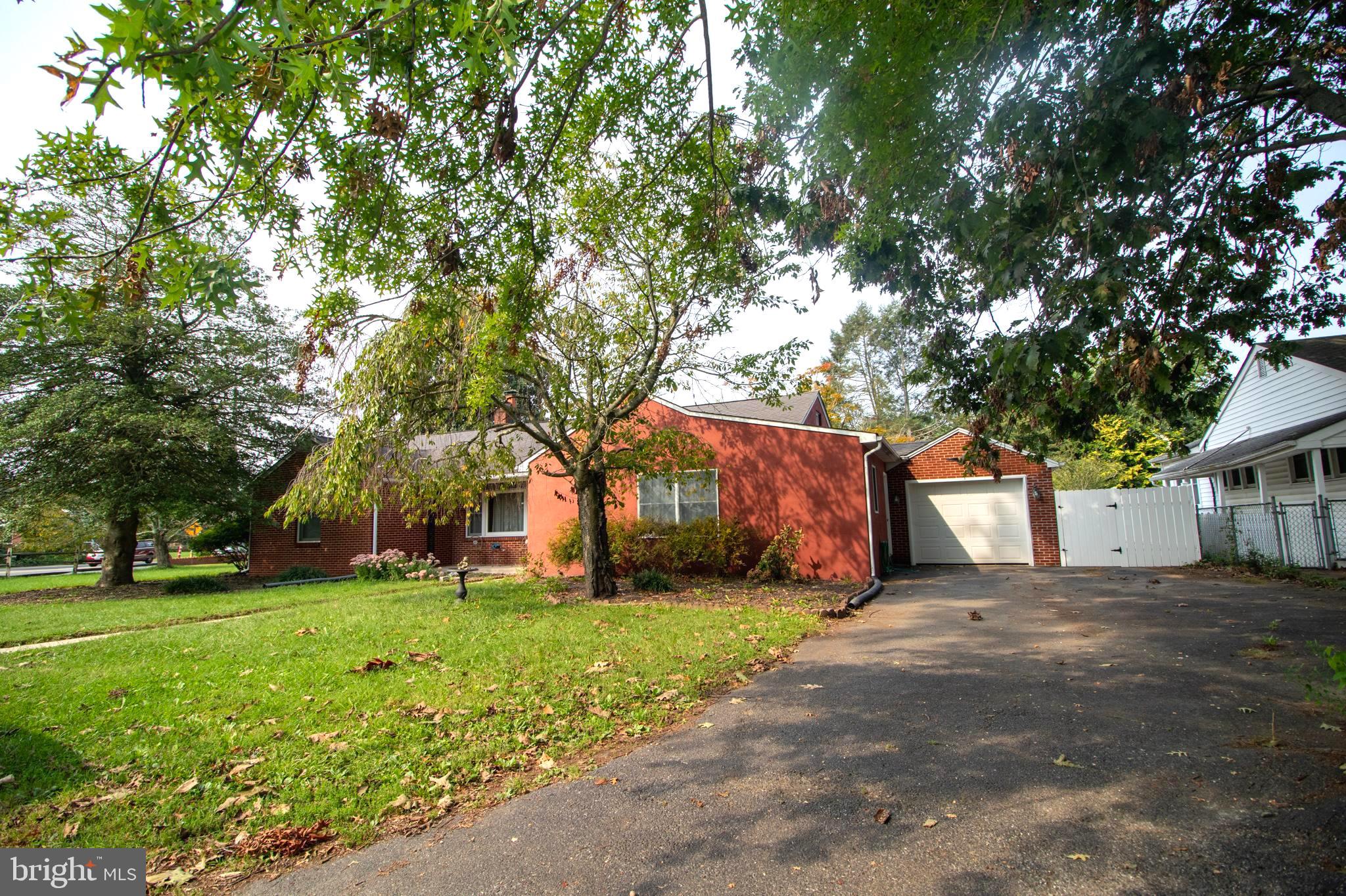 101 Hermitage Dr