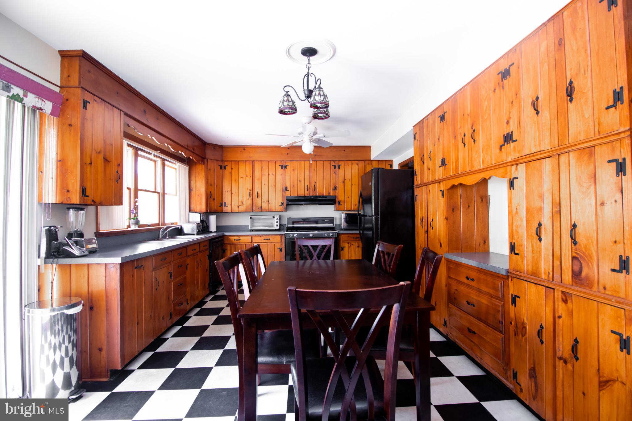 101 Hermitage Dr