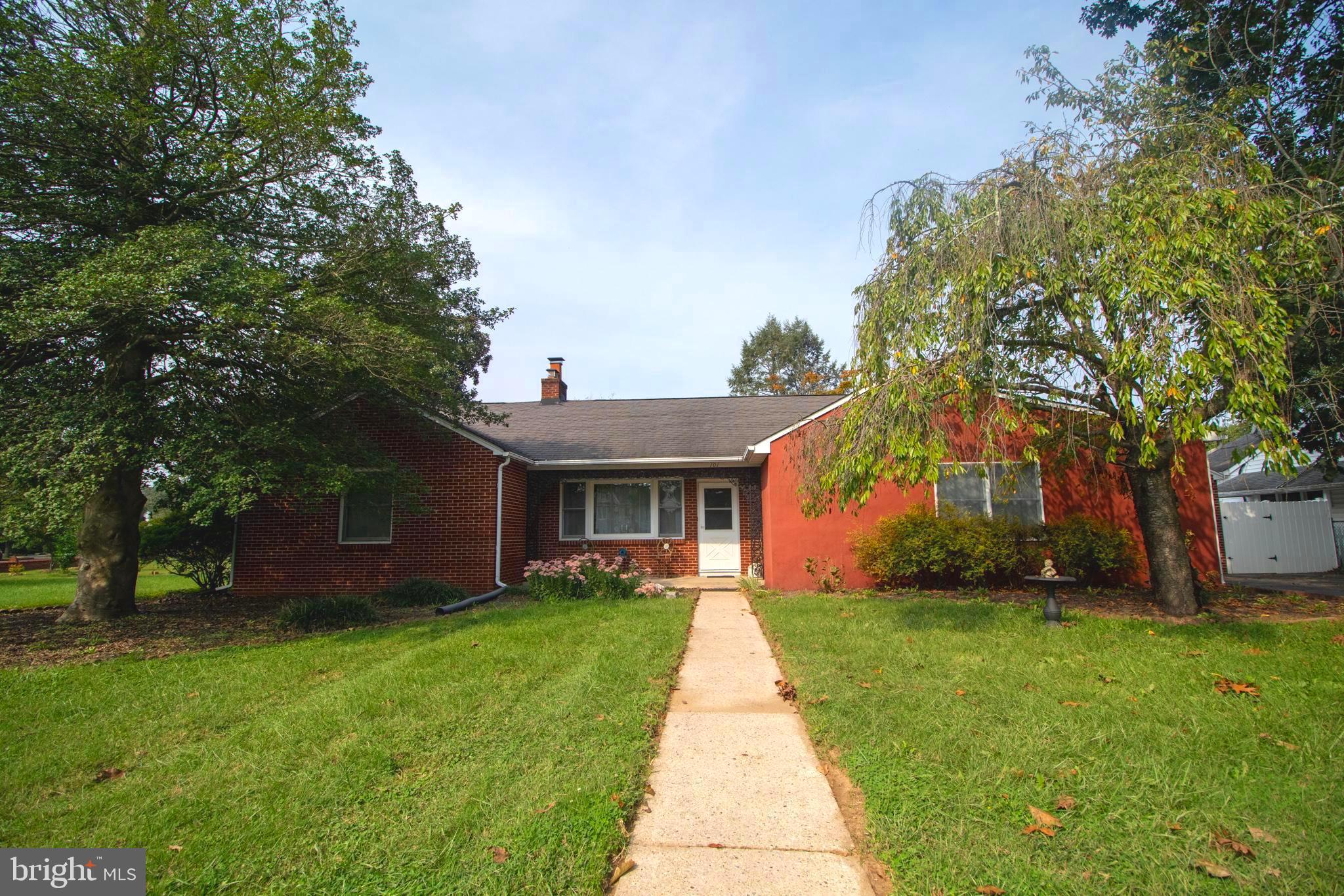 101 Hermitage Dr