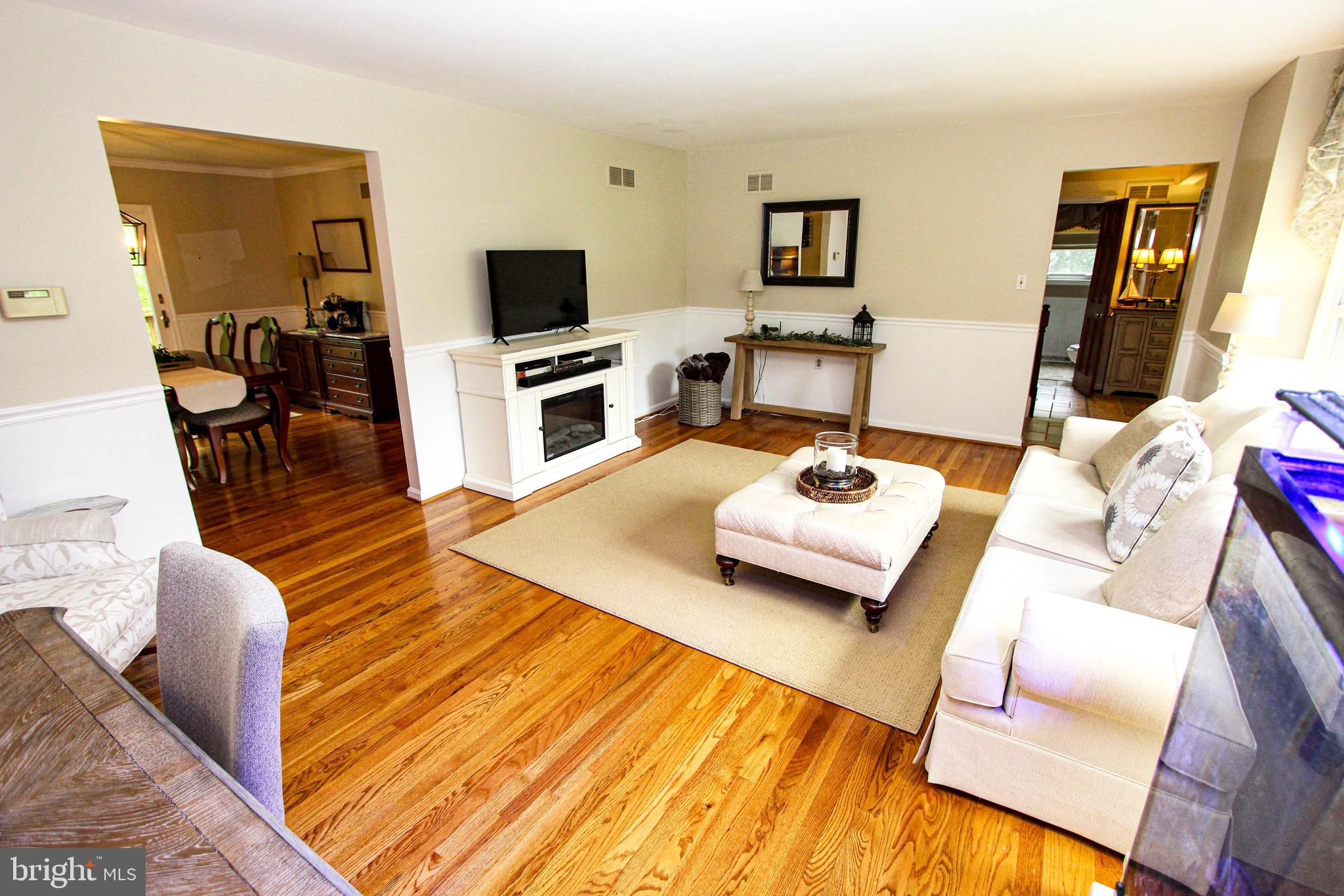 120 Black Oak Dr