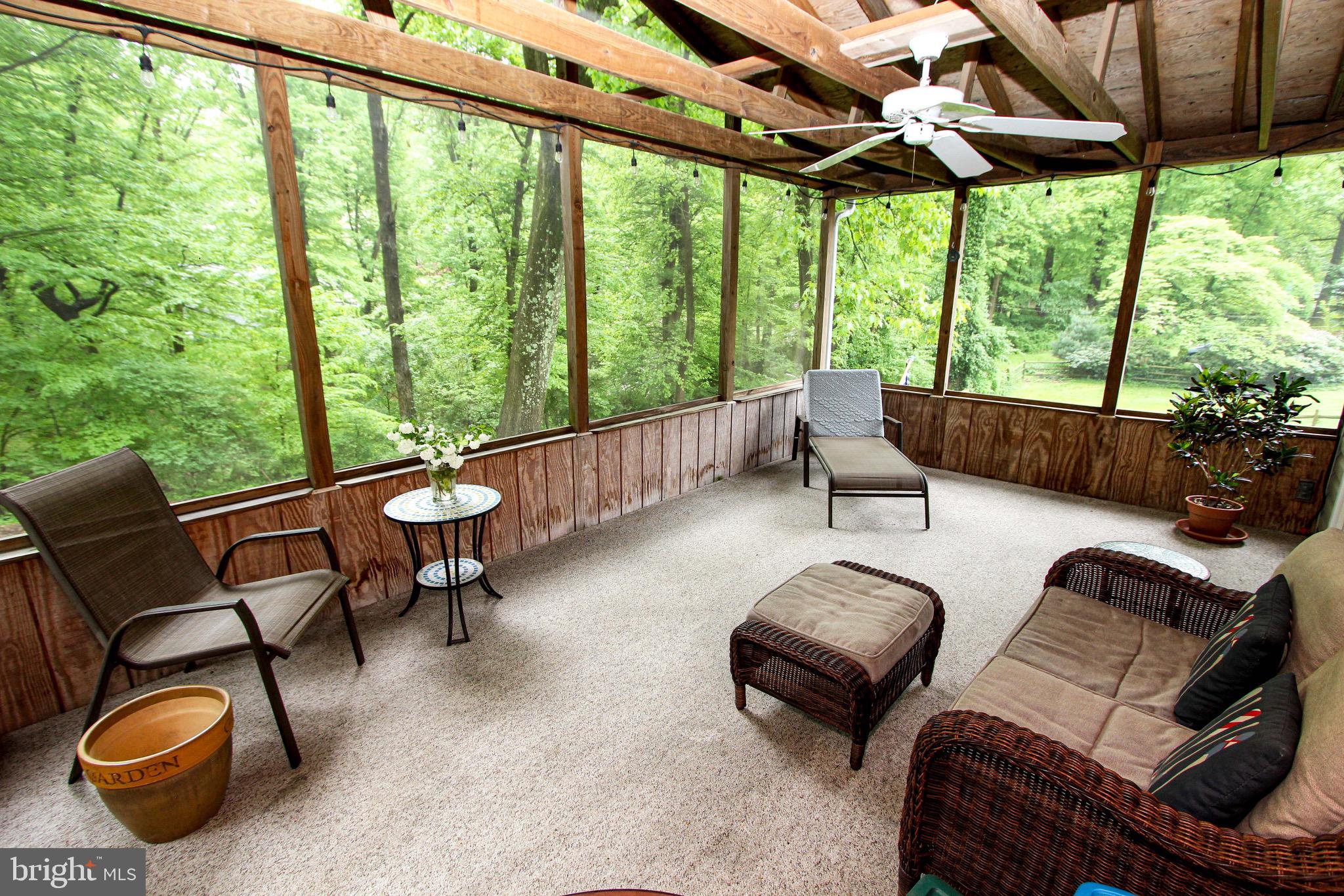120 Black Oak Dr