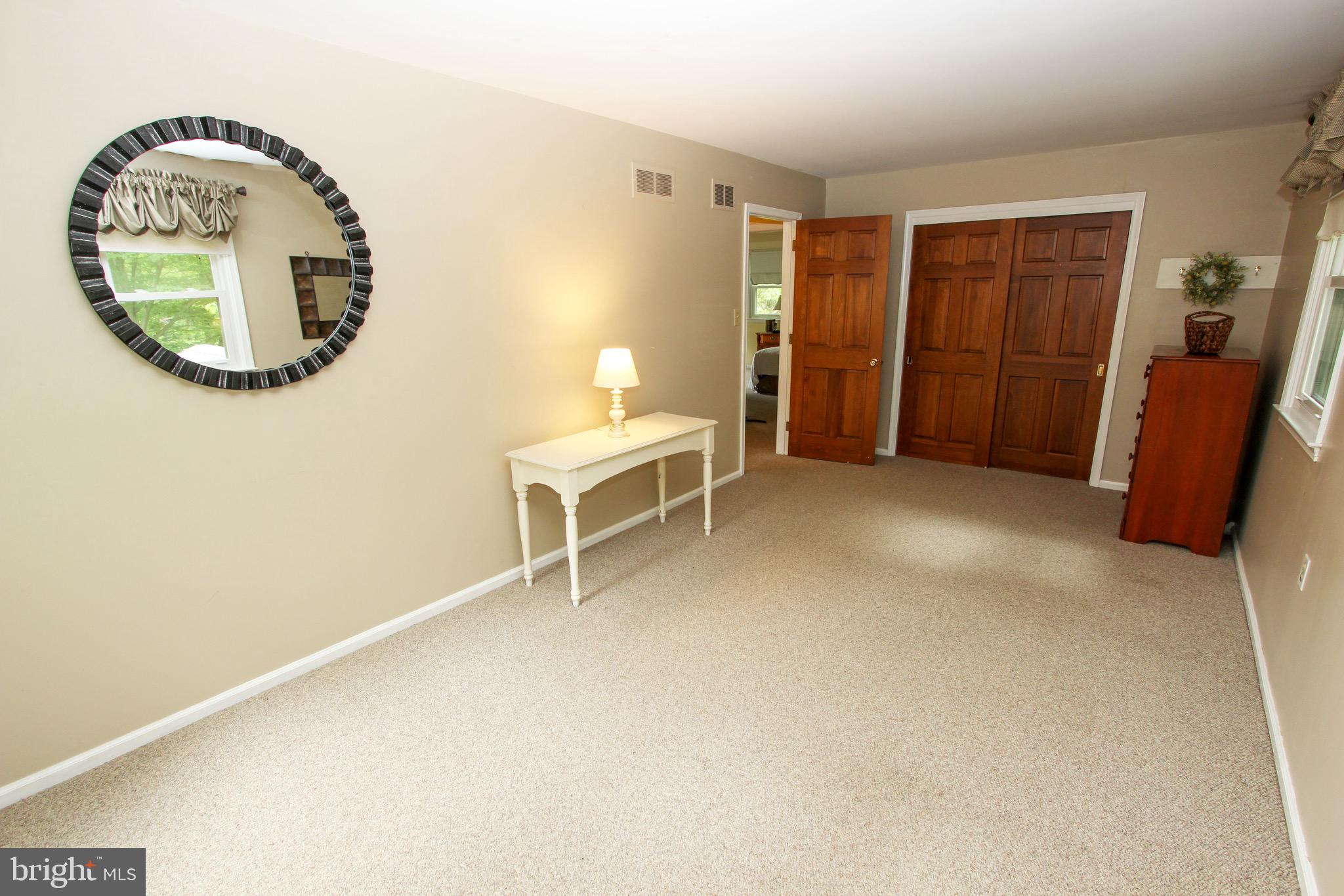 120 Black Oak Dr