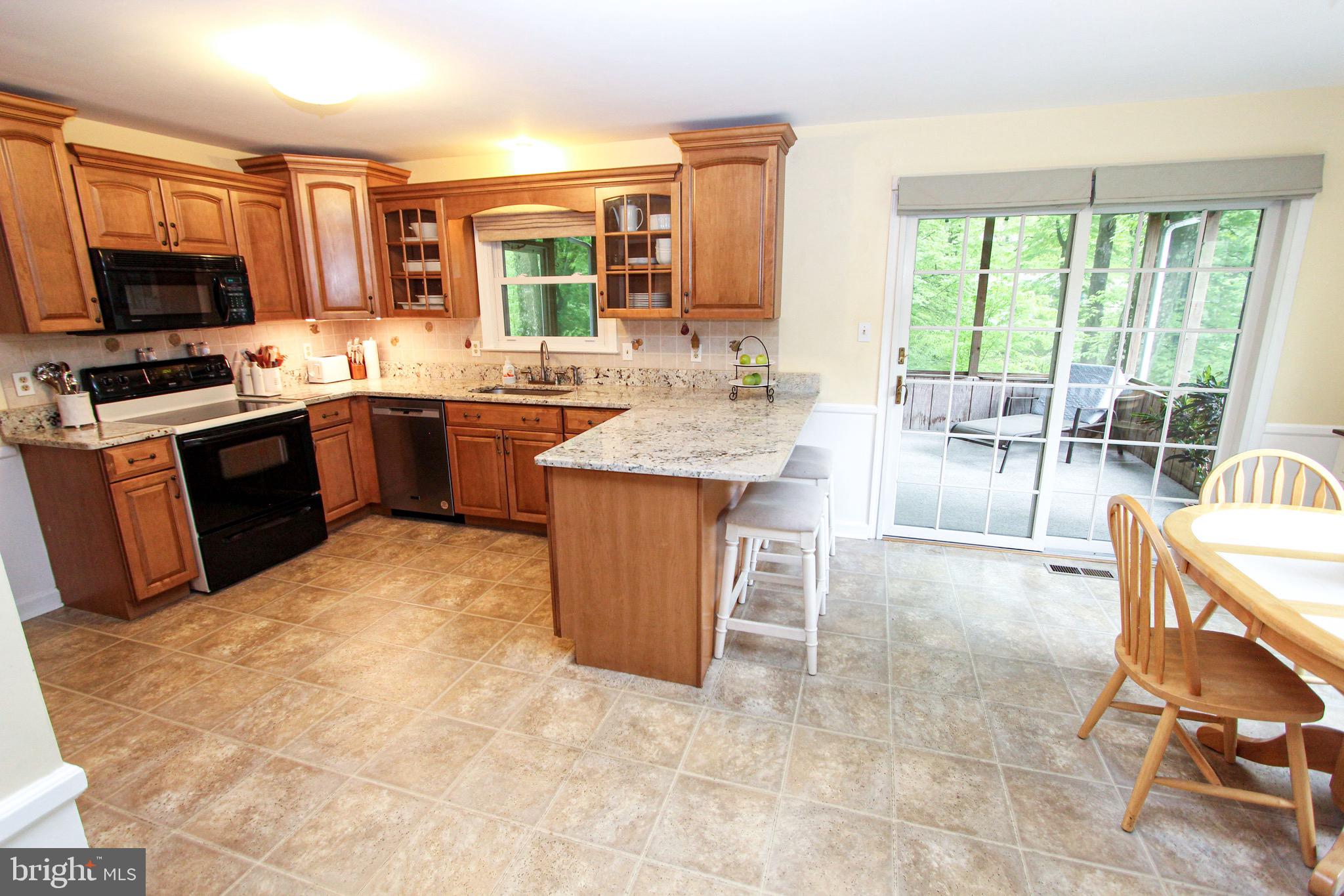 120 Black Oak Dr