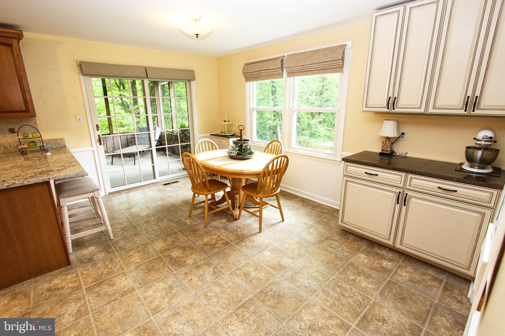 120 Black Oak Dr