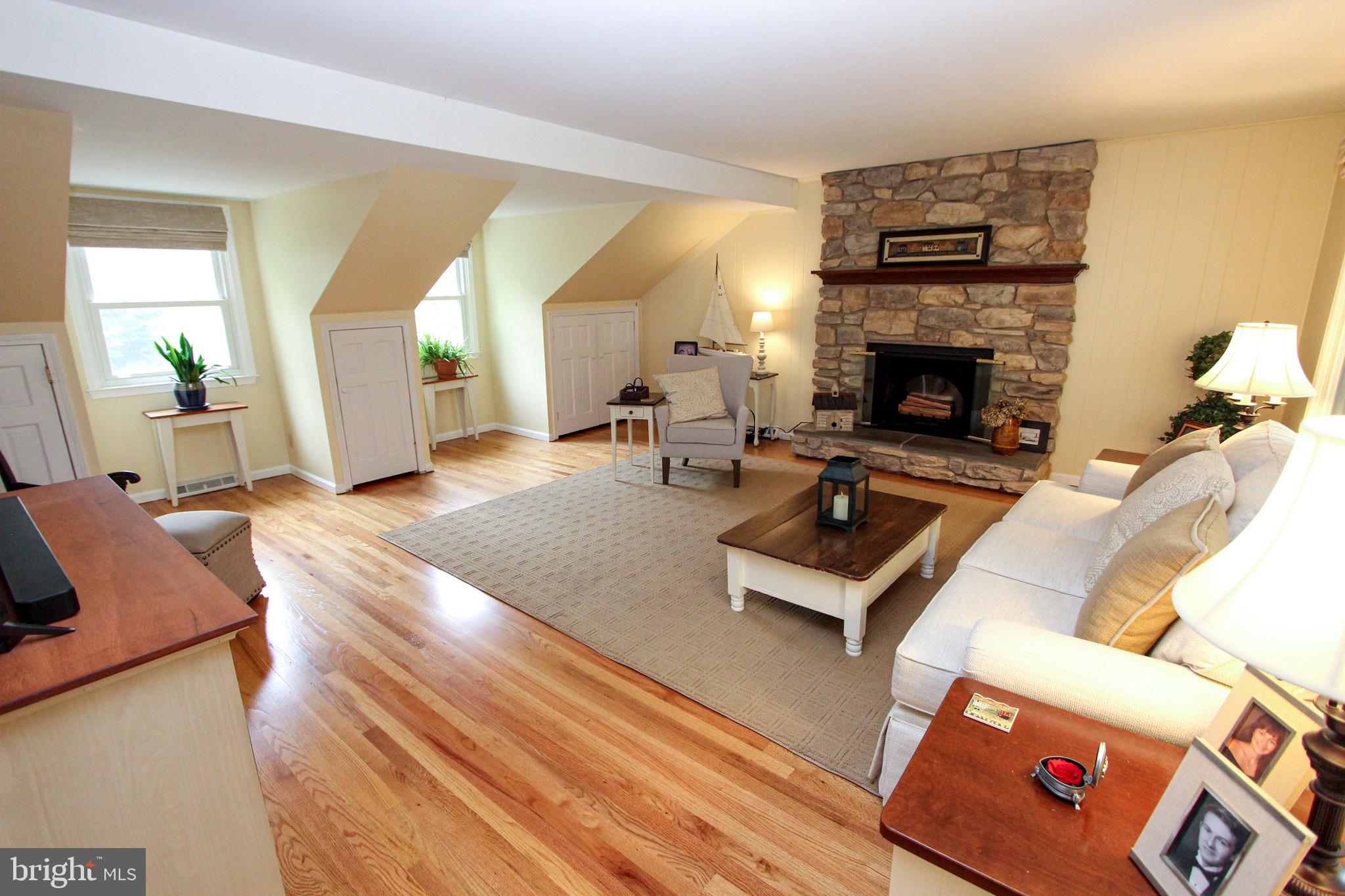 120 Black Oak Dr