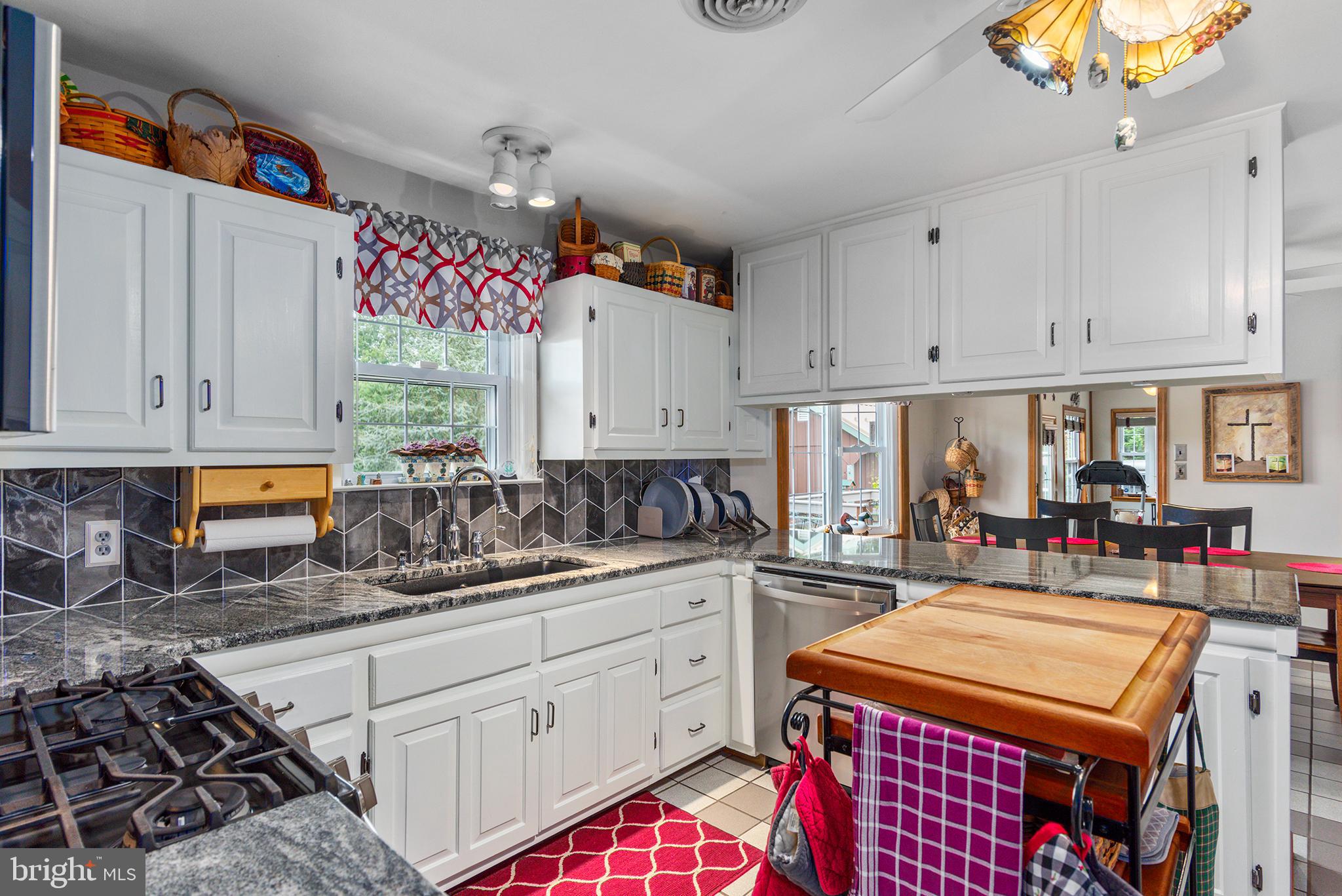 757 Doctor Miller Rd