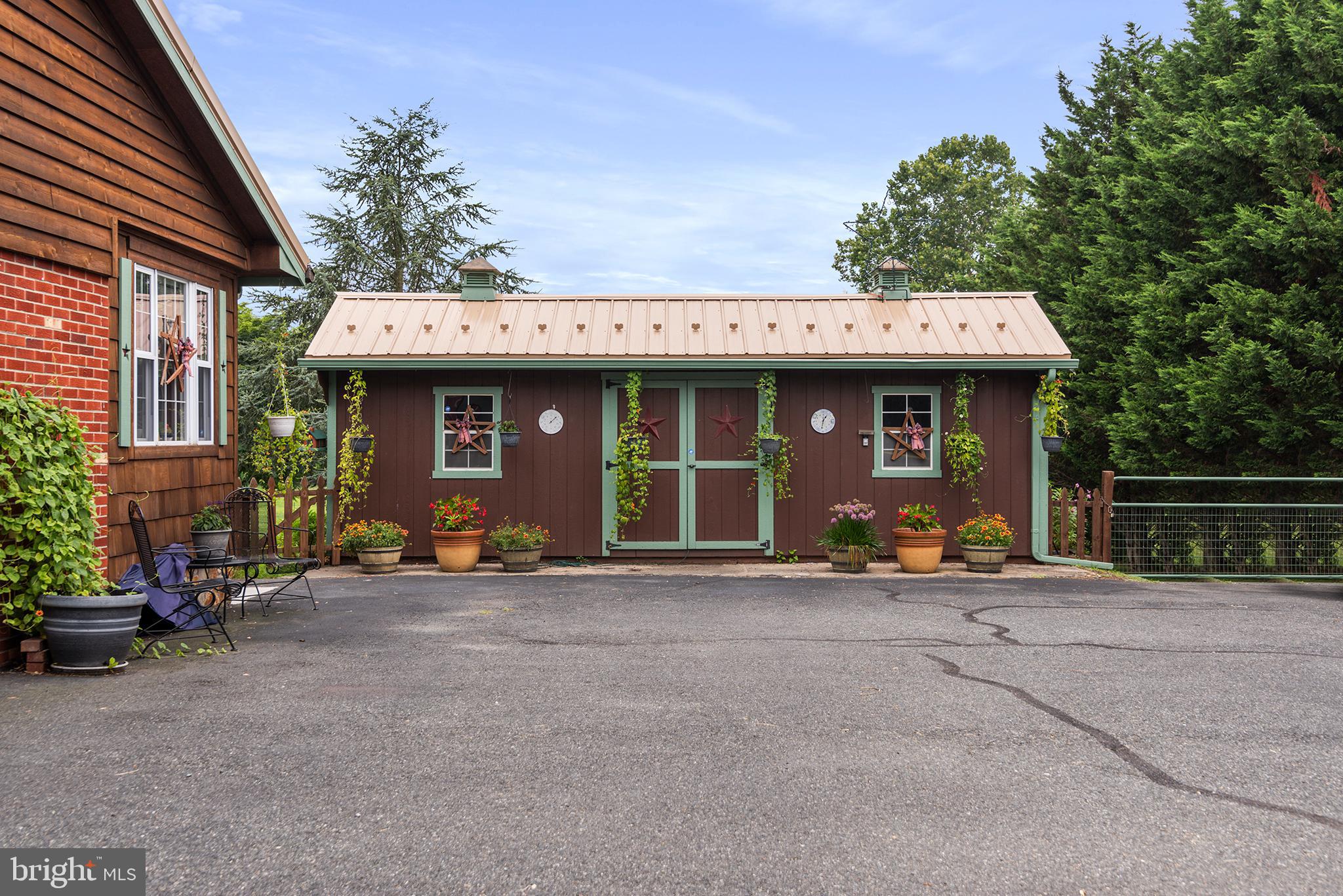 757 Doctor Miller Rd