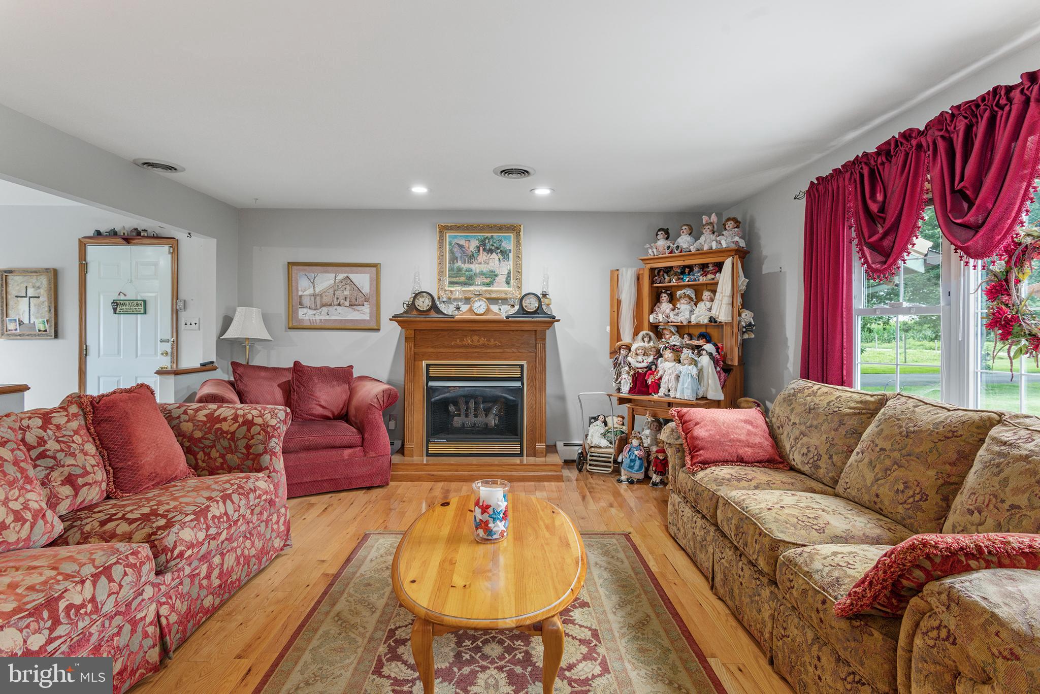 757 Doctor Miller Rd