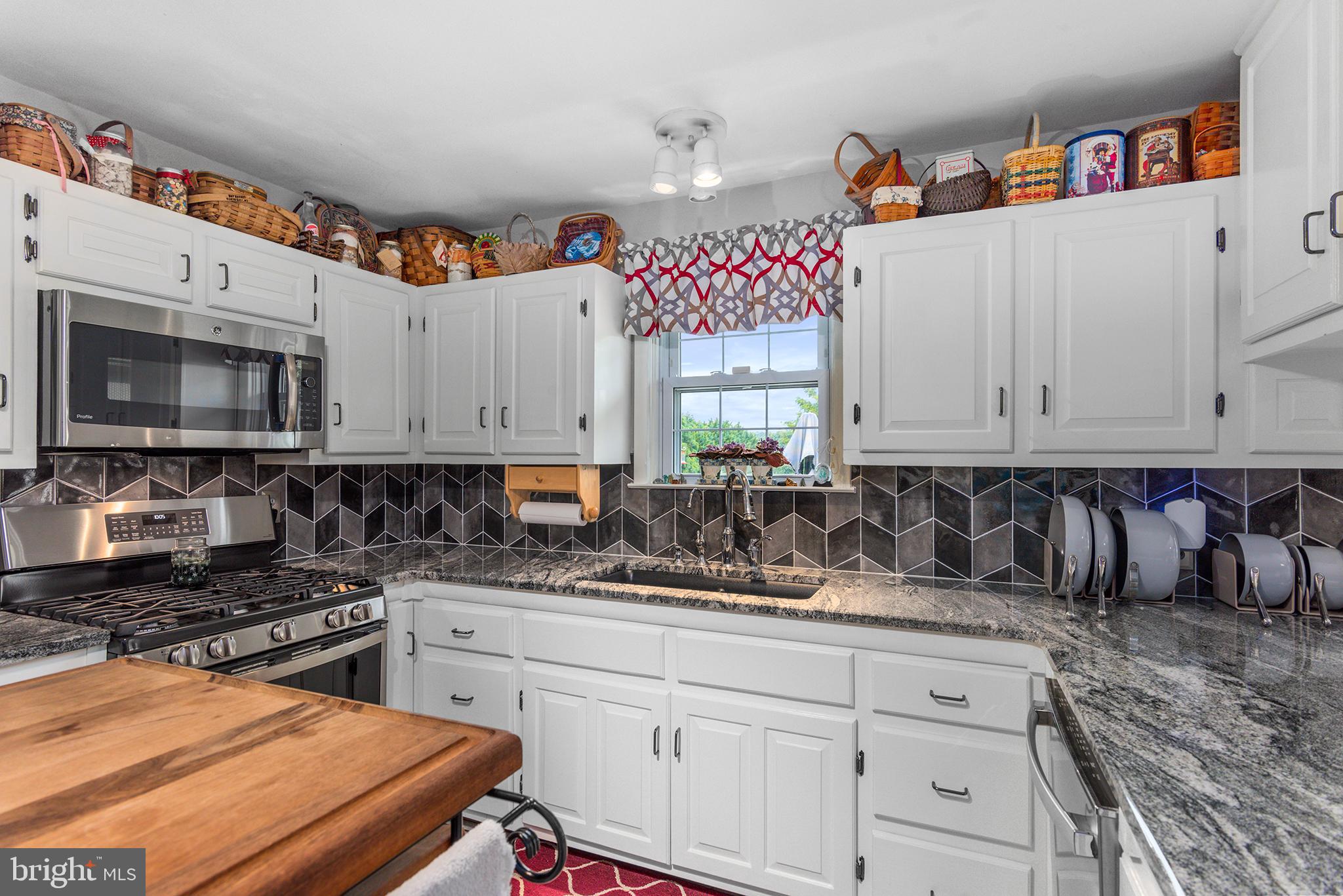 757 Doctor Miller Rd