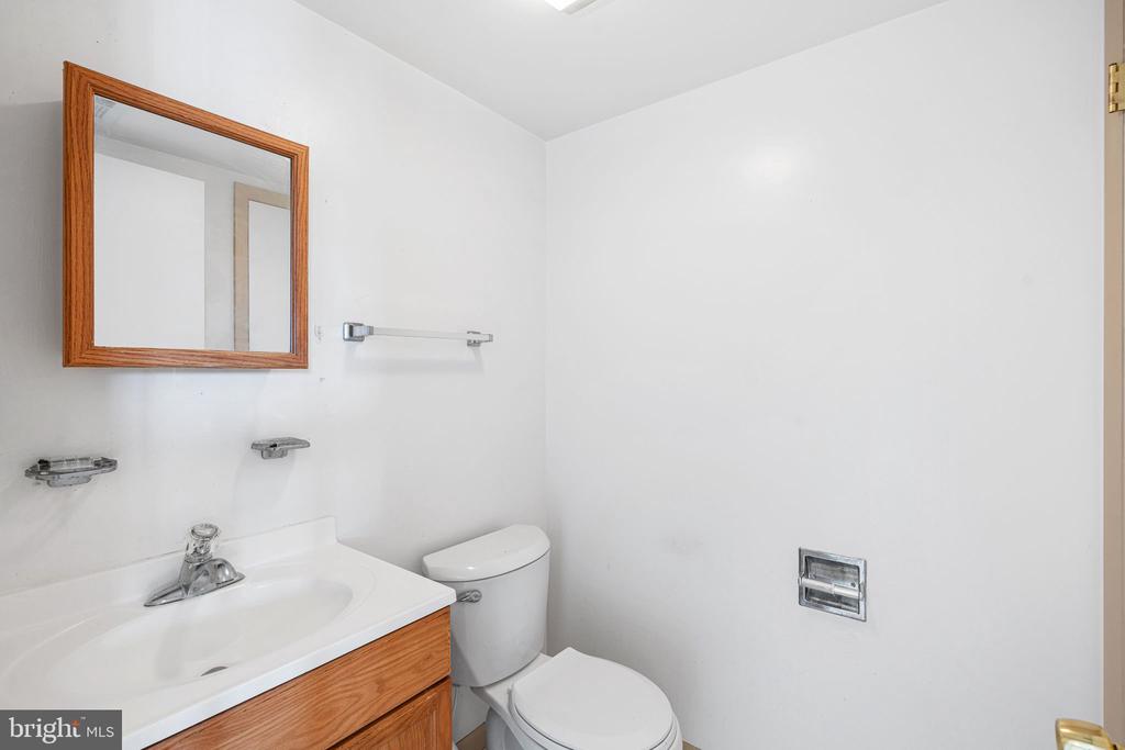 23 HATTERAS COURT