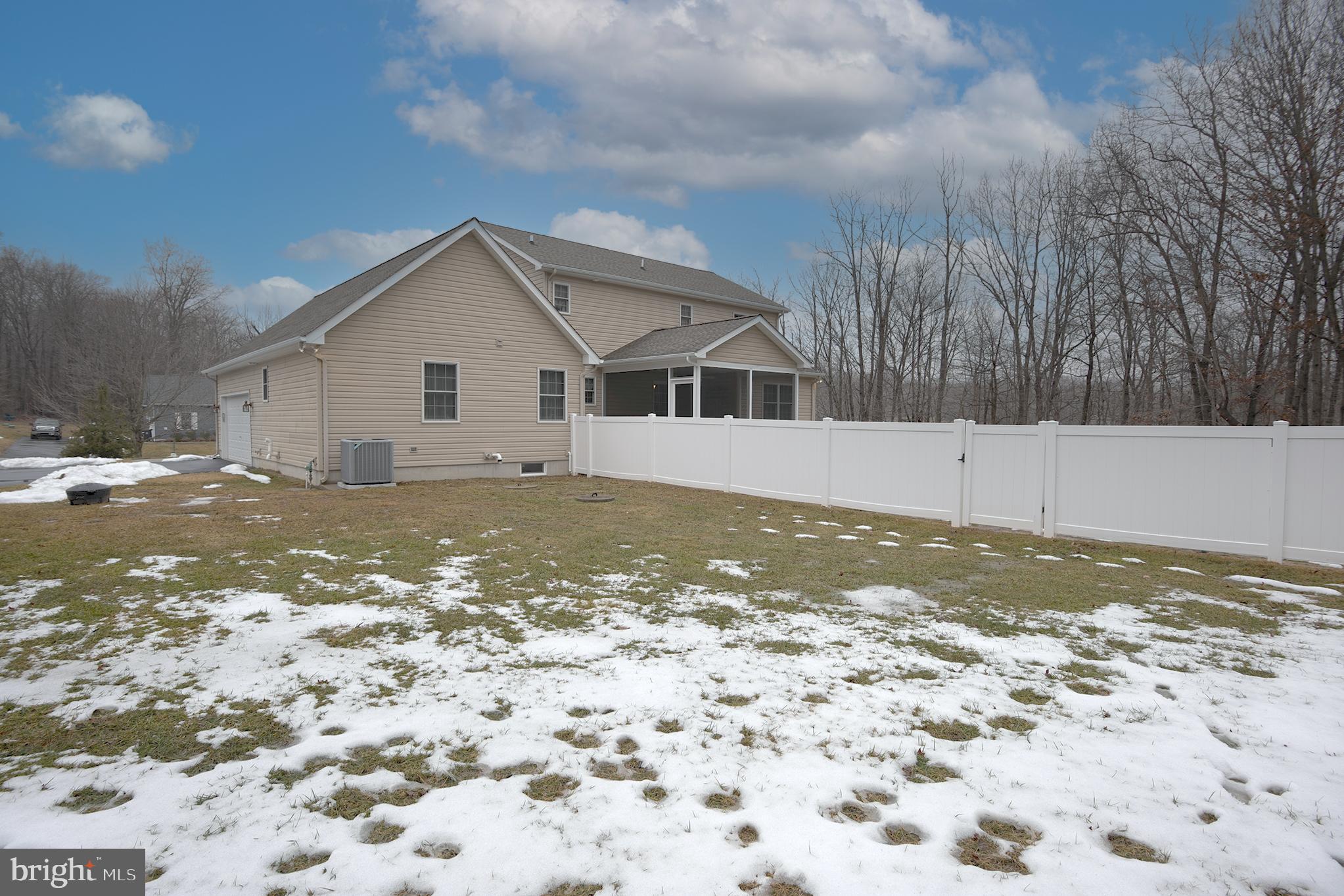 2 AUTUMN WOODS DRIVE