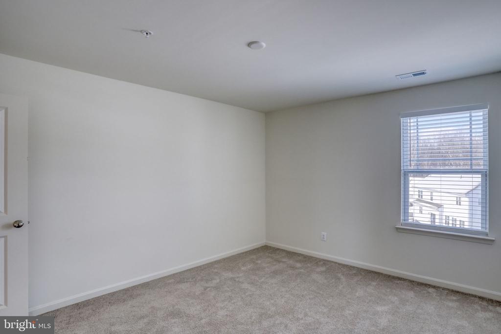 103 FRED DR