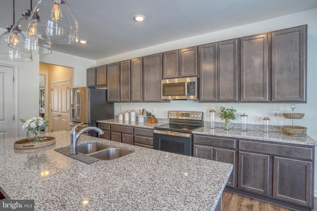 103 FRED DR