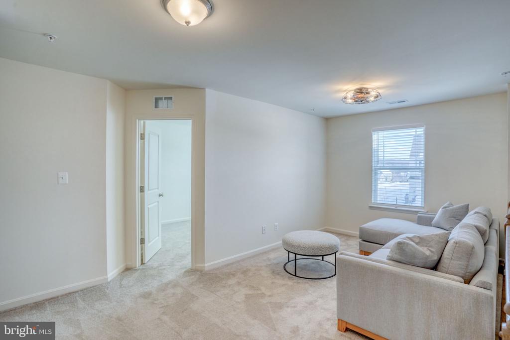103 FRED DR
