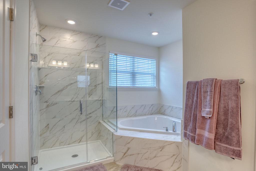 103 FRED DR