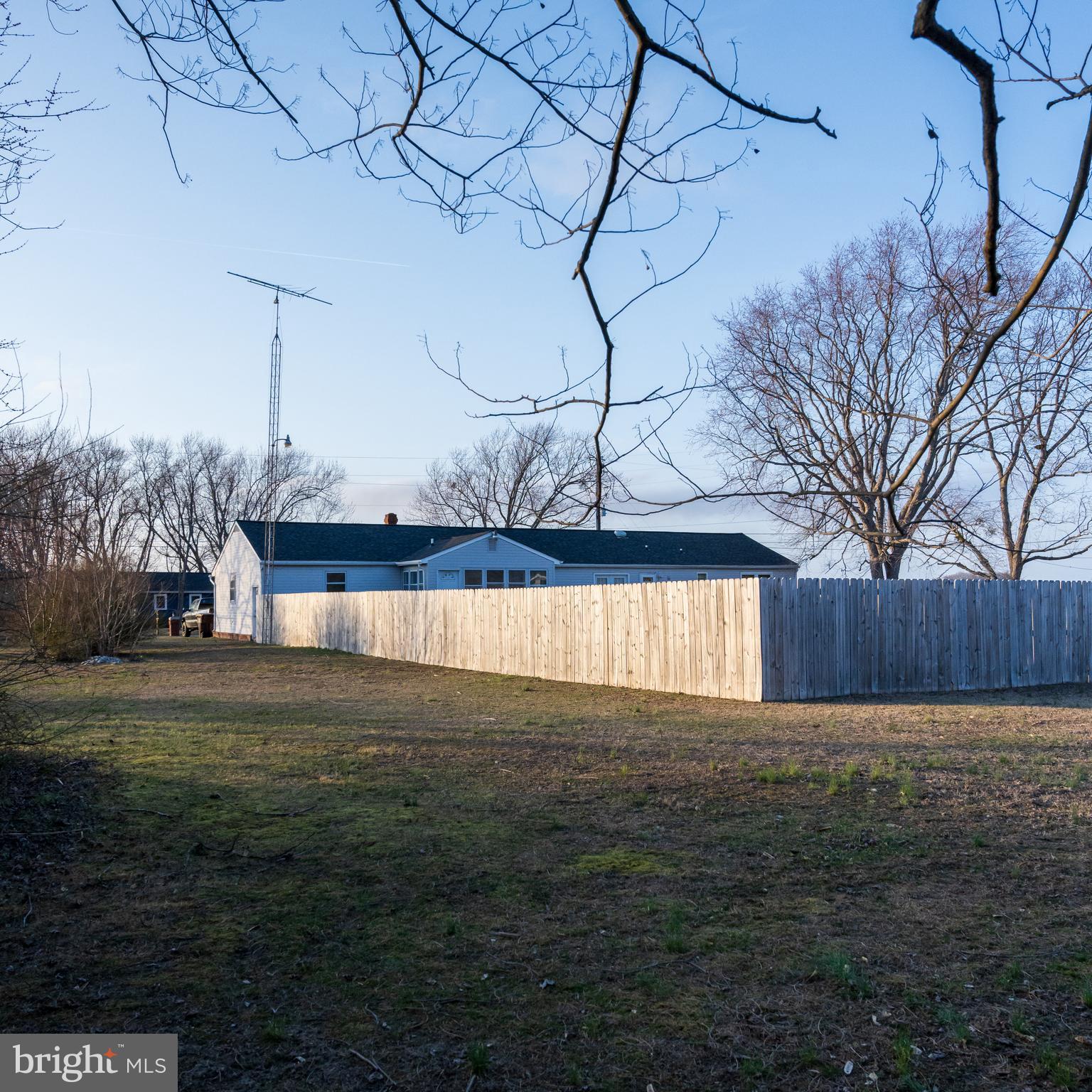 5649 Thompsontown Rd