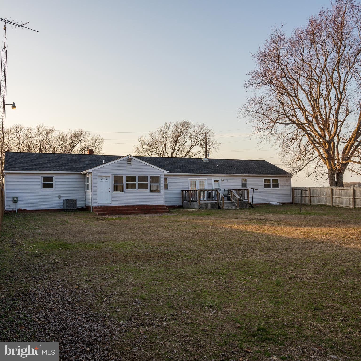 5649 Thompsontown Rd