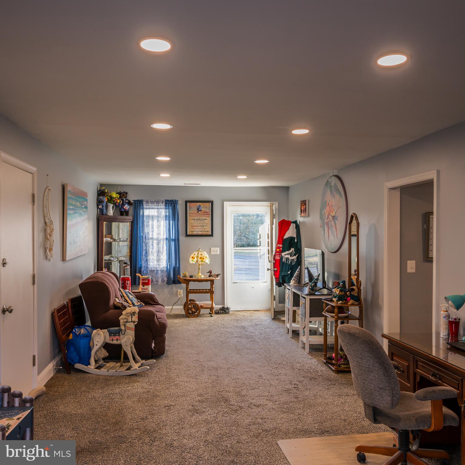 5649 Thompsontown Rd