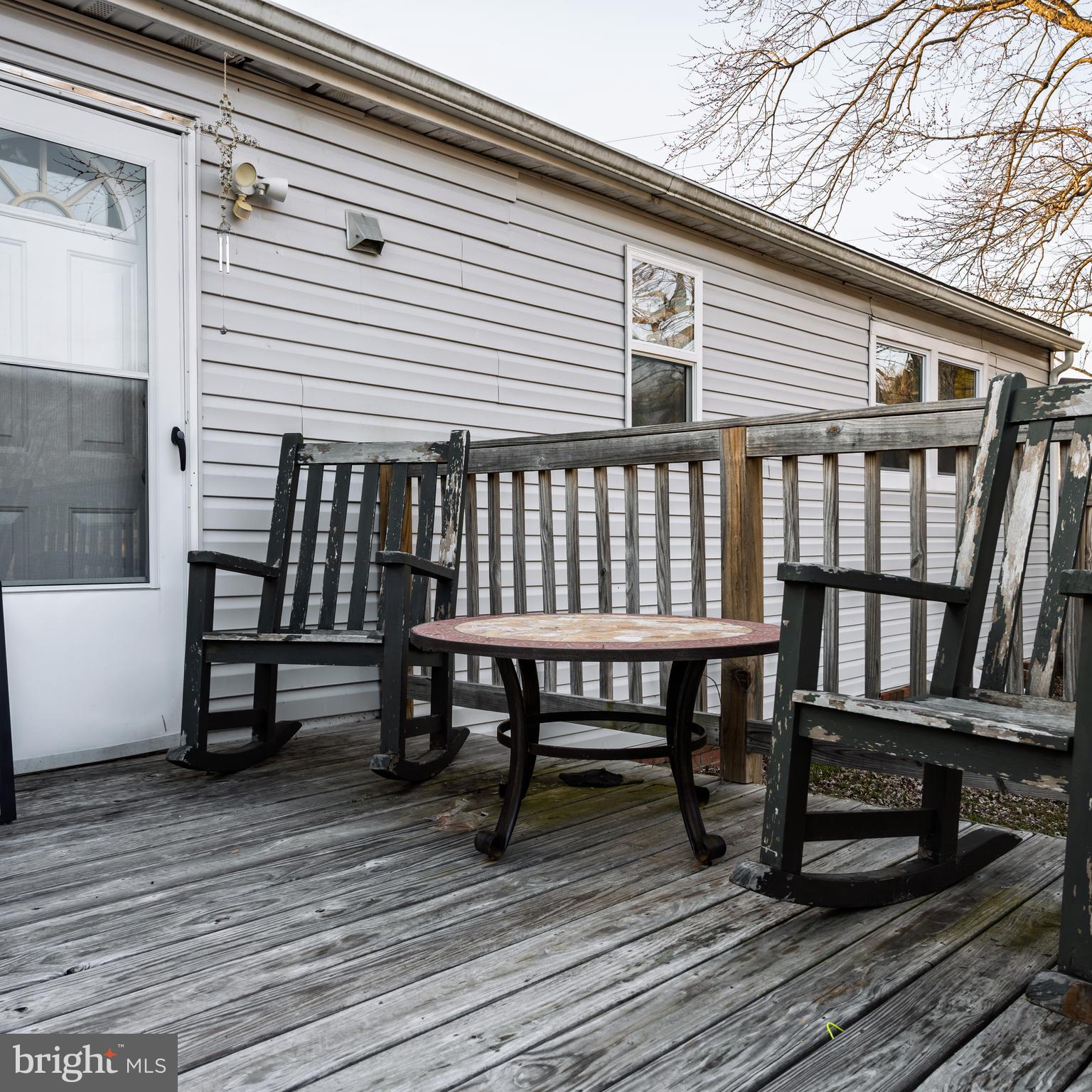 5649 Thompsontown Rd