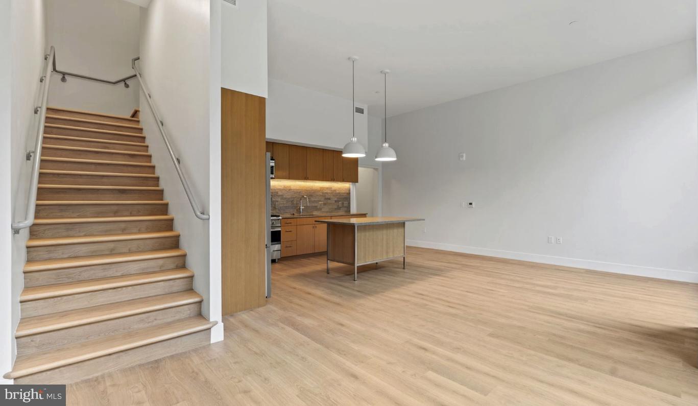 10511 STRATHMORE HALL STREET 2B-3A-408