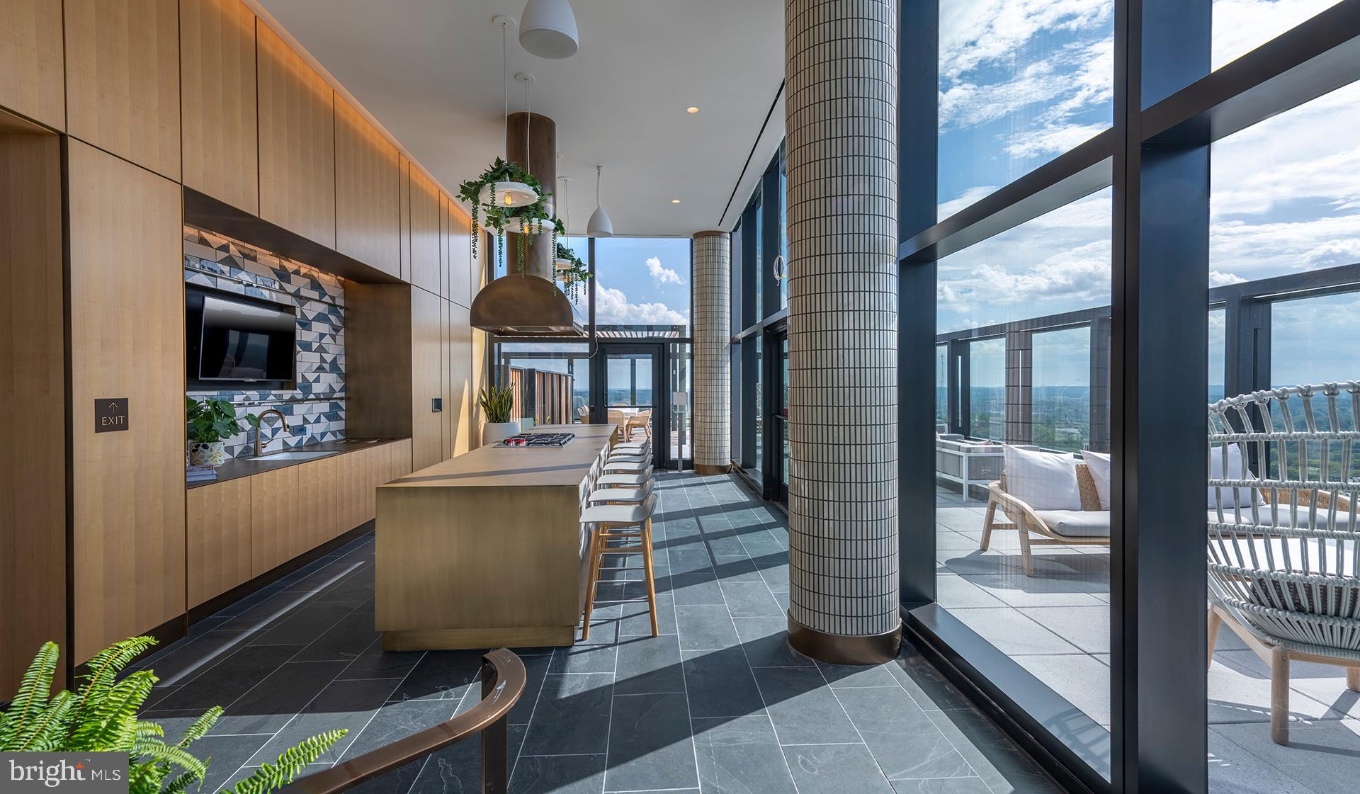 4710 ELM STREET 0B-W-0701