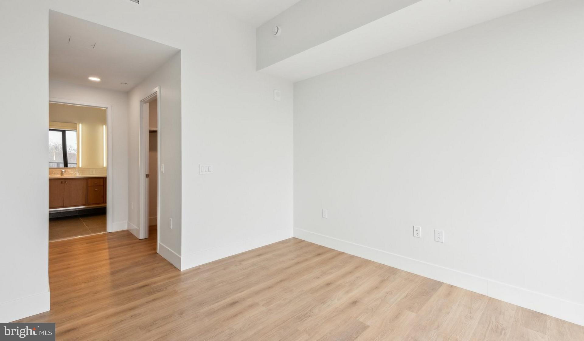 10511 STRATHMORE HALL STREET 2B-3A-TH1