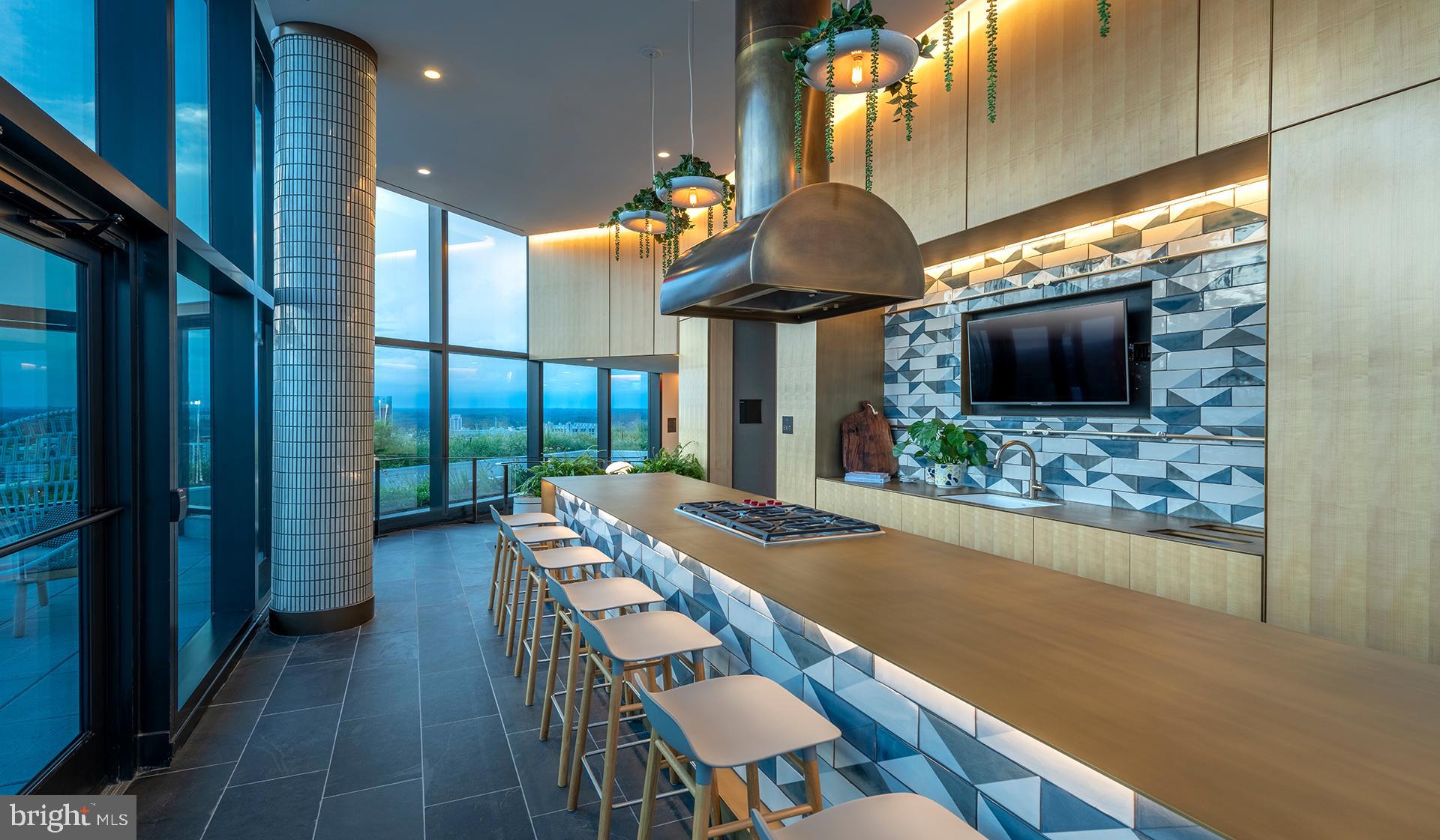 4710 ELM STREET 1B-E-1315