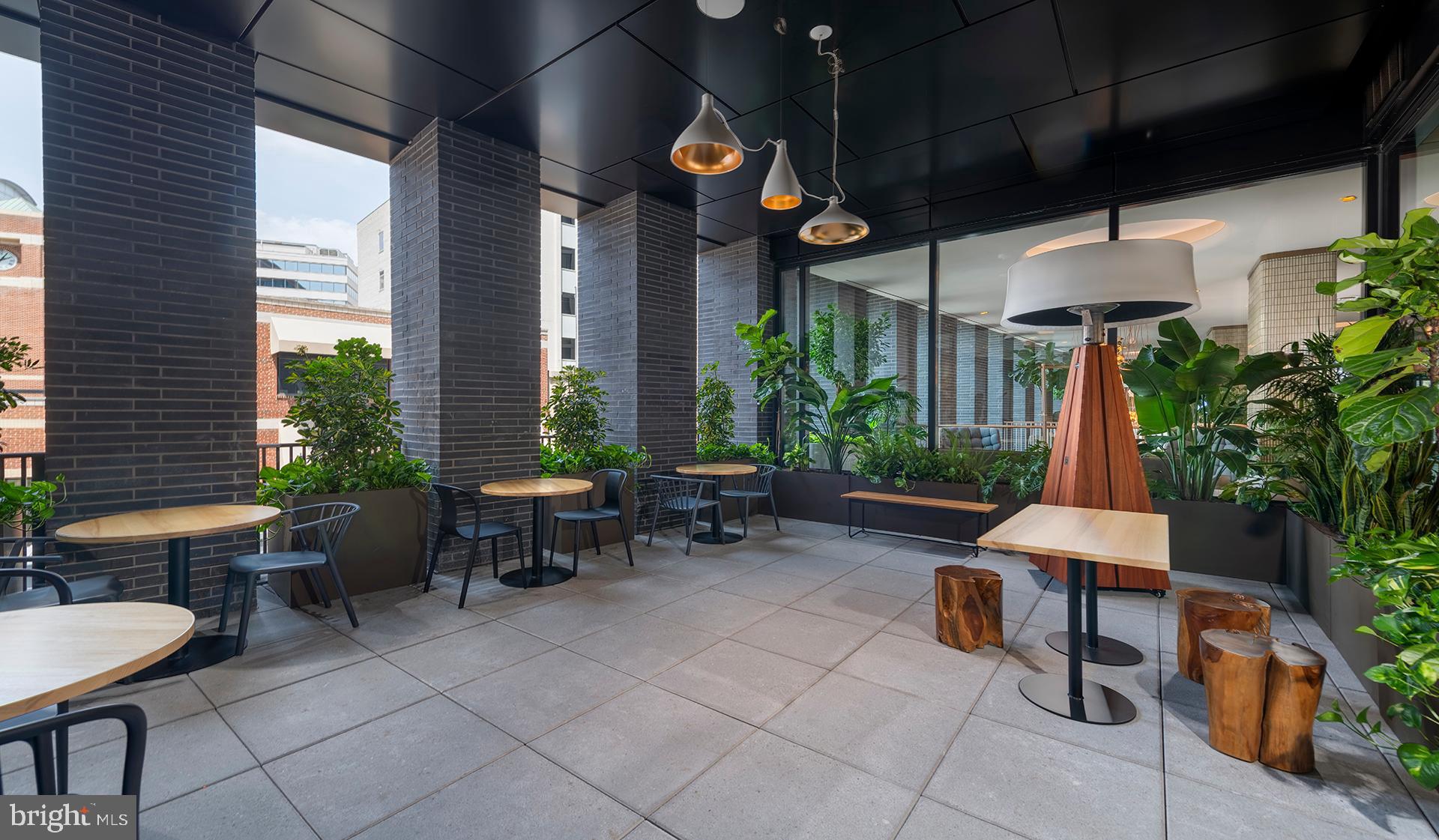 4710 ELM STREET 1B-E-2701