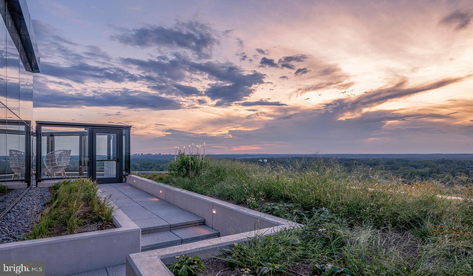 4710 ELM STREET 2B-W-2504