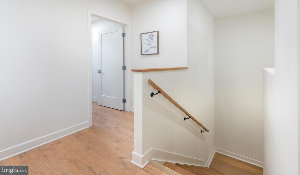 4710 ELM STREET W-0207