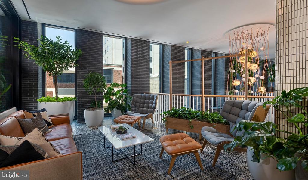 4710 ELM STREET W-0207