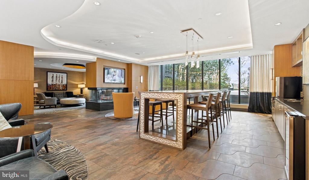 8300 WISCONSIN AVENUE Unit: 401