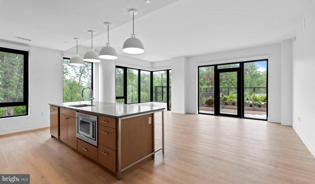 10511 STRATHMORE HALL STREET Unit: 602