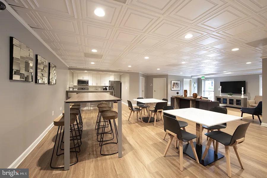 1699 YALE PLACE Unit: 407