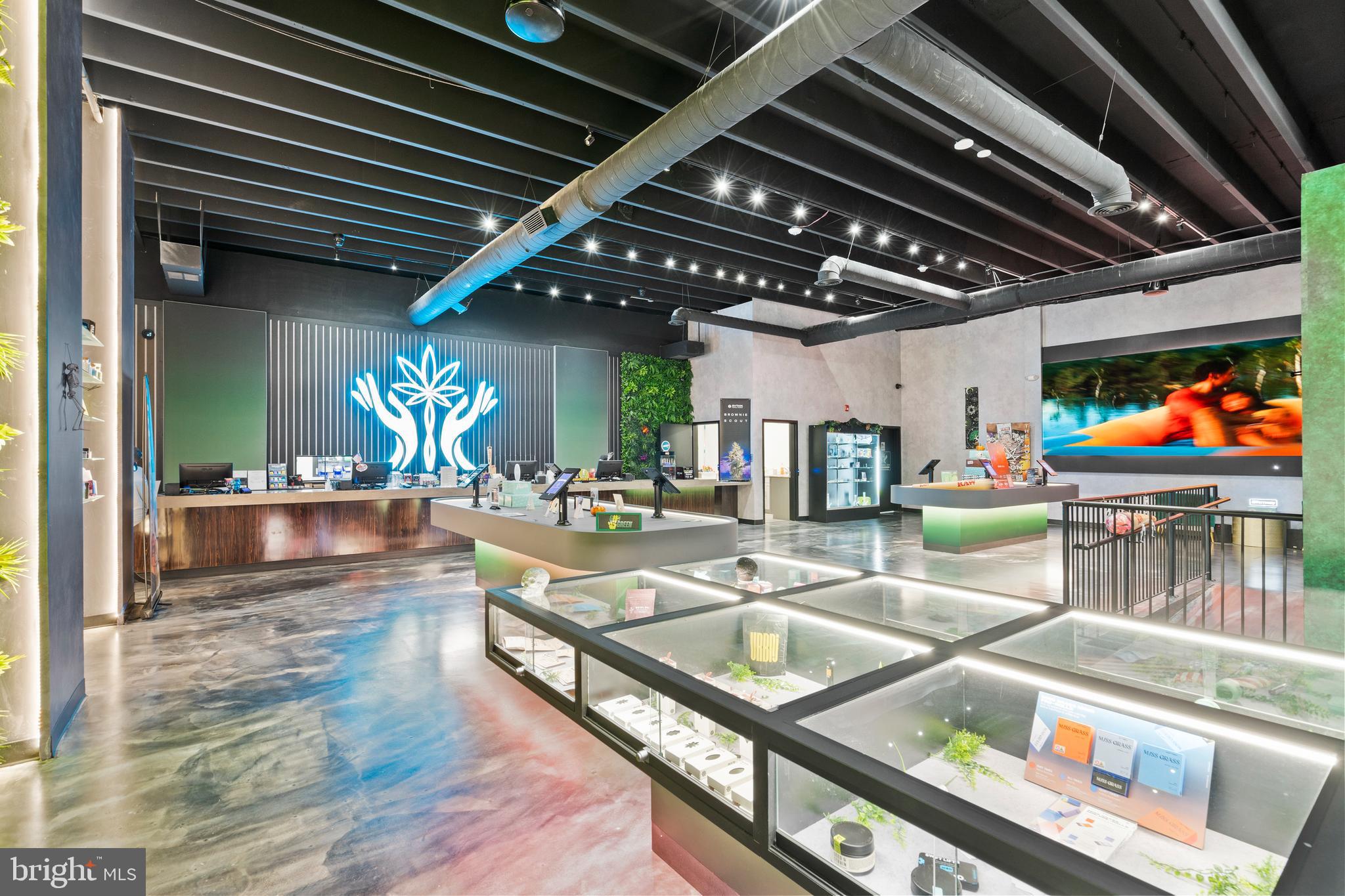 2409-2415 PACIFIC AVENUE