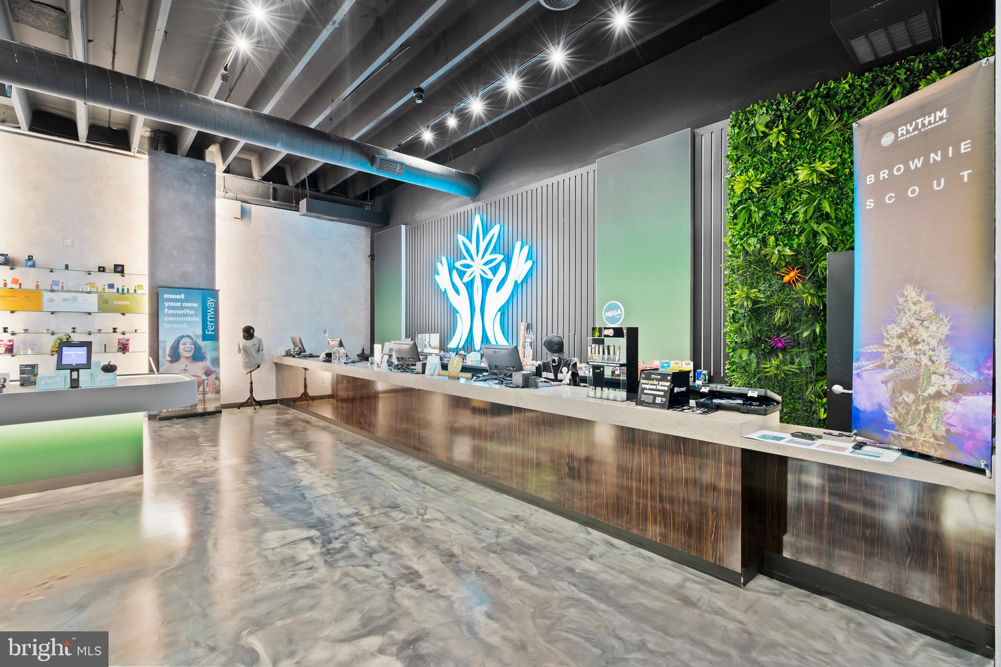 2409-2415 PACIFIC AVENUE