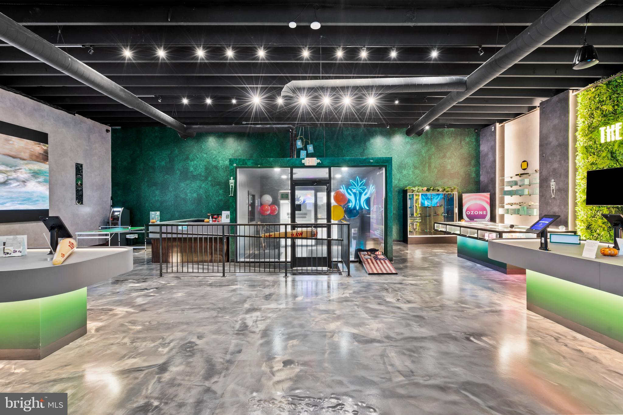 2409-2415 PACIFIC AVENUE