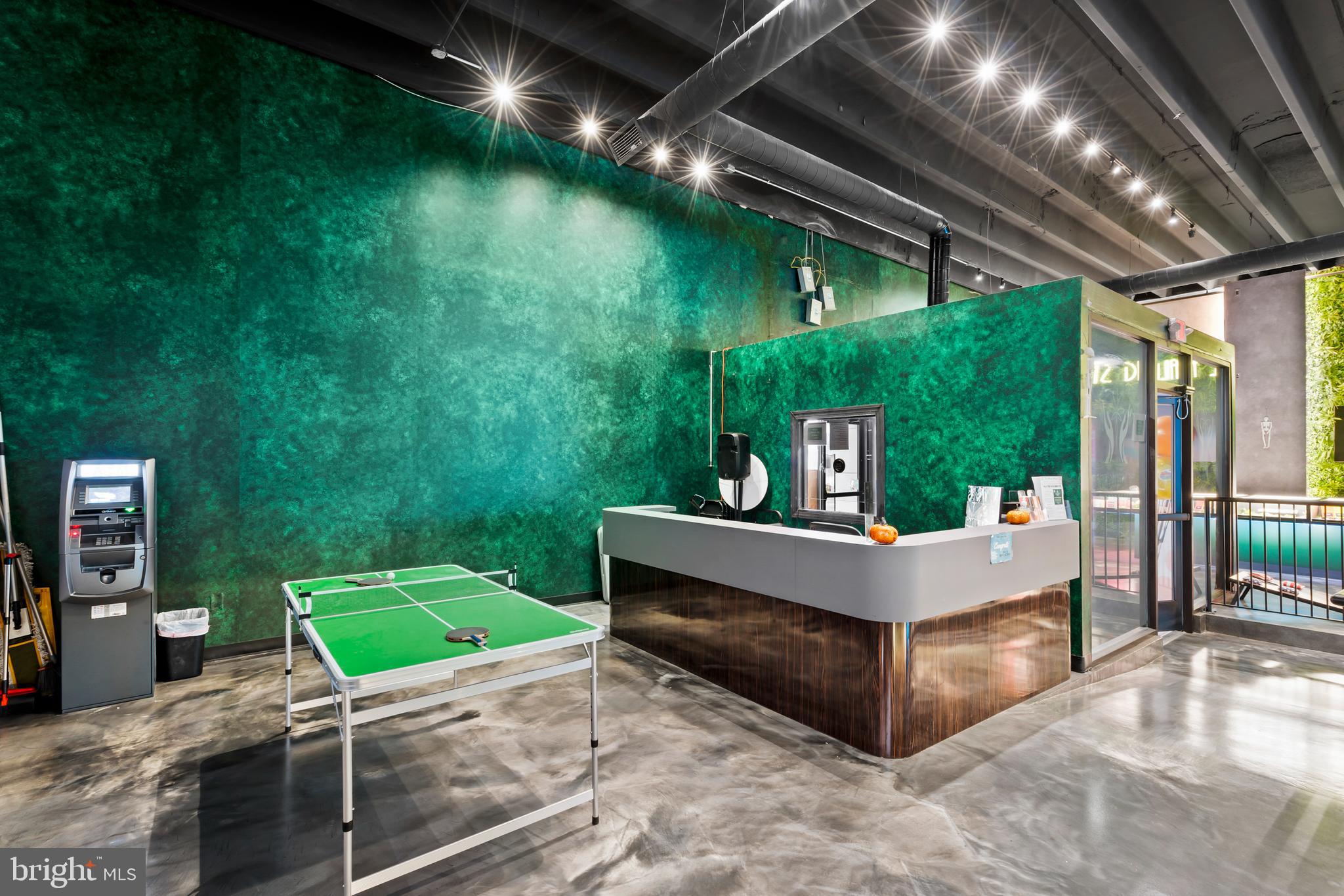 2409-2415 PACIFIC AVENUE