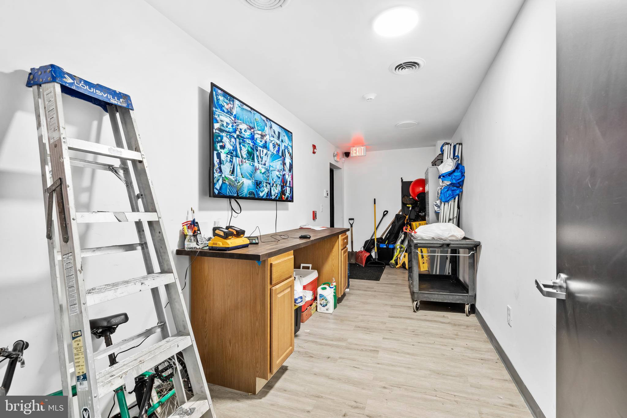 2409-2415 PACIFIC AVENUE